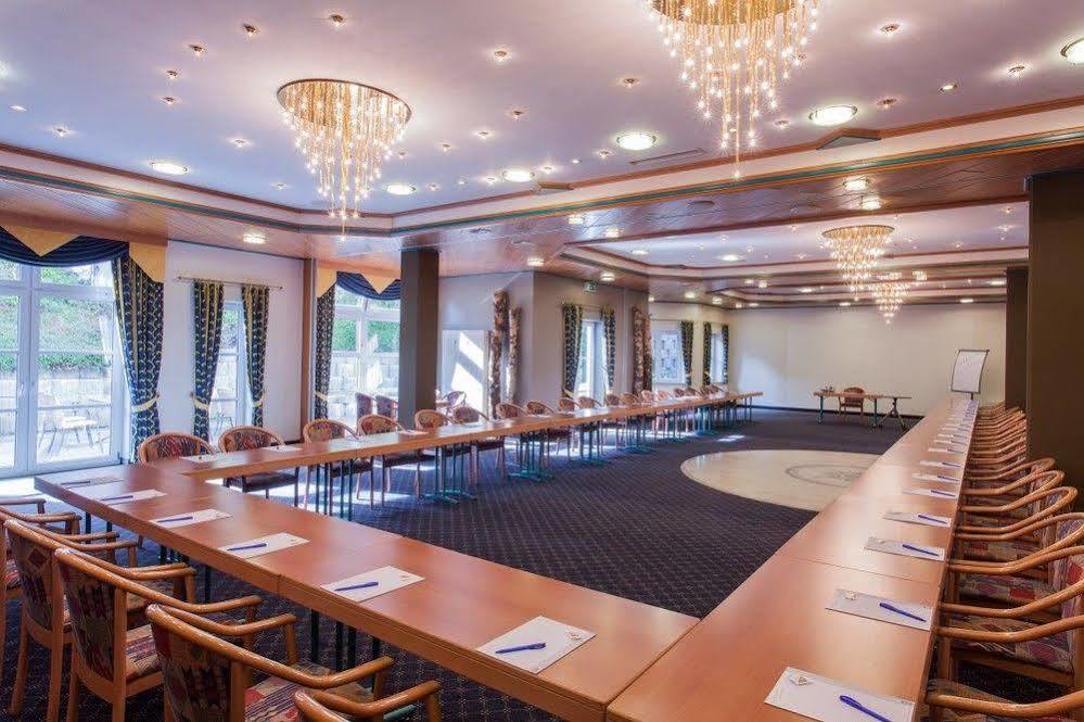 Hotel Dorf Alm Willingen Willingen  Exterior foto